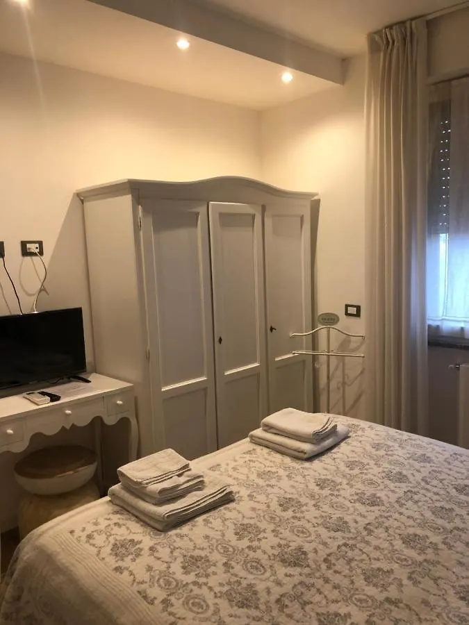 La Rosa Bianca Bed & Breakfast Rozzano